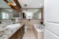 9187 162A STREET - thumbnail 19