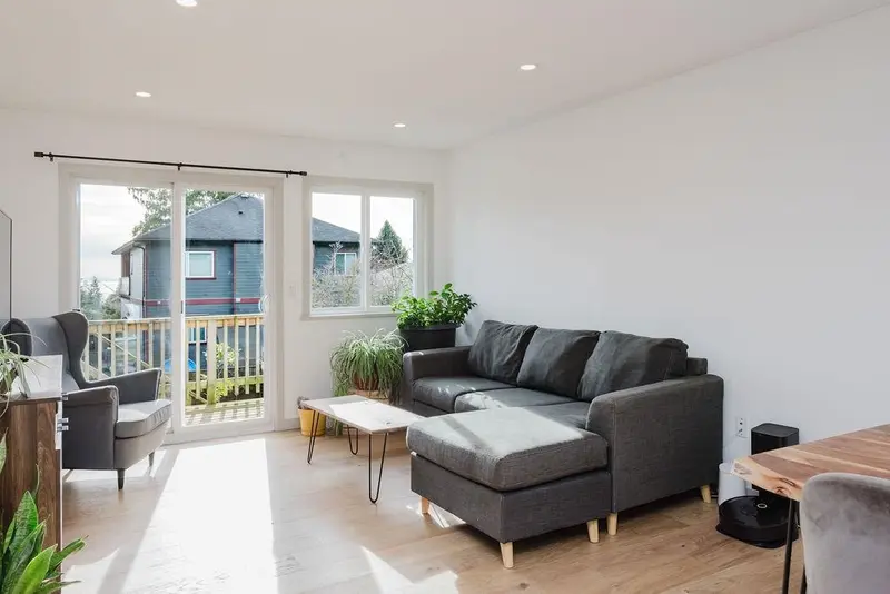 723 TRICKLEBROOK WAY - photo 3 of 25