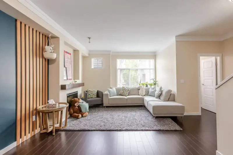 80 14356 63A AVENUE - photo 1 of 34