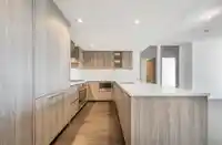 2403 9887 WHALLEY BOULEVARD - thumbnail 5