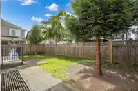 6965 149A STREET - thumbnail 38