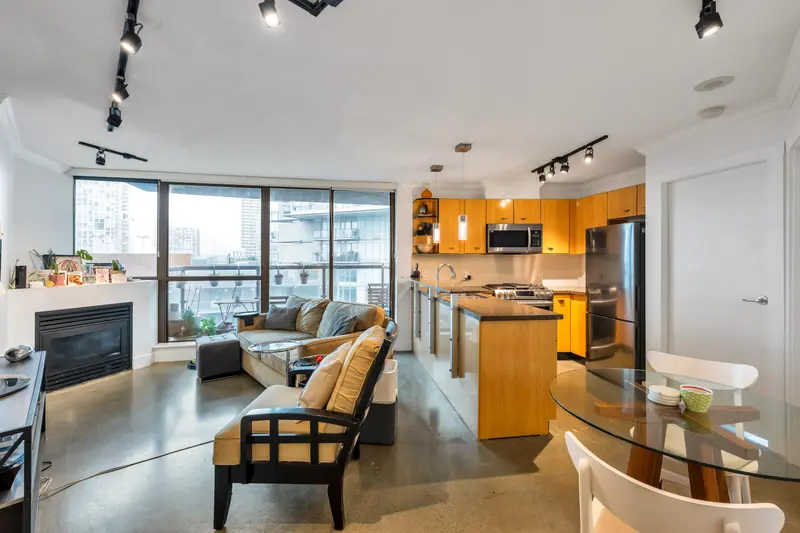 1007 501 PACIFIC STREET - photo 1 of 25