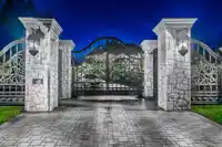 13283 56 AVENUE - thumbnail 4