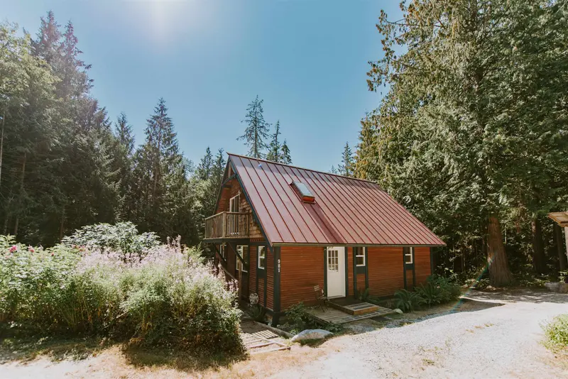 981 CONRAD ROAD - photo 1 of 25