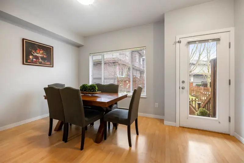 116 18701 66 AVENUE - photo 4 of 31