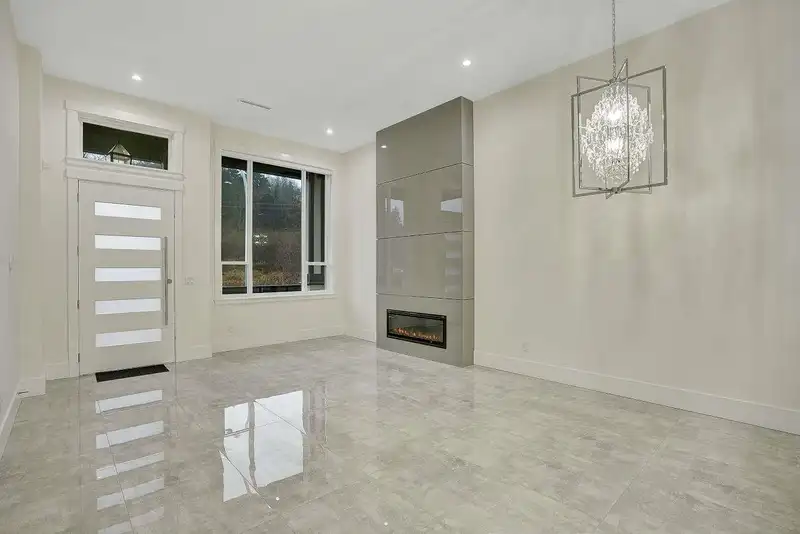 10599 124A STREET - photo 3 of 39