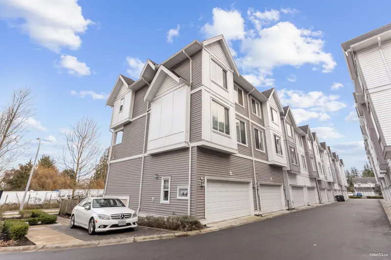 28 8033 166B STREET - photo 1 of 25