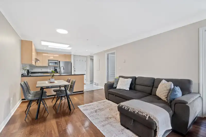 413 8115 121A STREET - photo 4 of 23