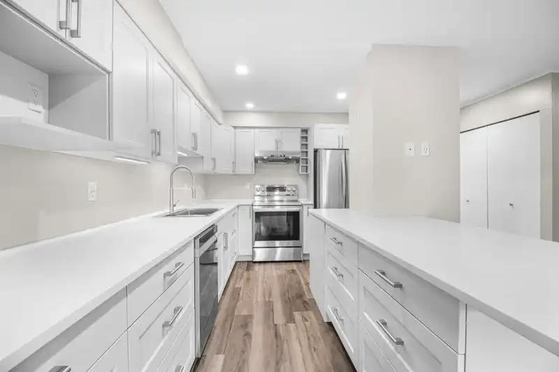 116 9635 121 STREET - photo 1 of 22
