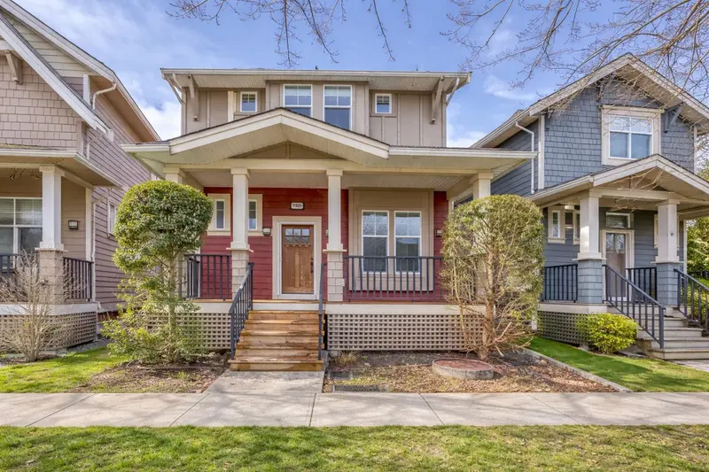 7339 191B STREET - photo 1 of 25