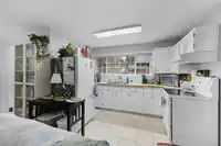 7444 184 STREET - thumbnail 32