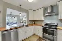 217 7435 121A STREET - thumbnail 15