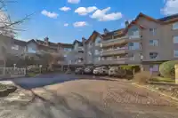 217 7435 121A STREET - thumbnail 28