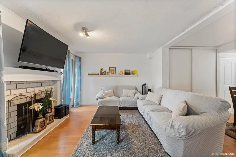 207 13931 74 AVENUE - photo 1 of 23