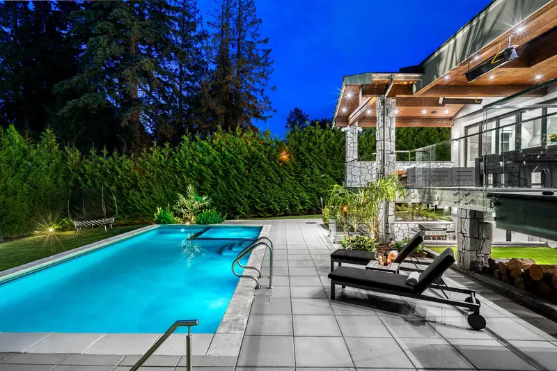 14073 34A AVENUE - photo 2 of 25