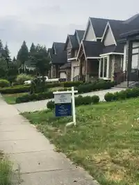 15683 107 AVENUE - thumbnail 1