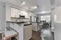 61 6123 138 STREET - thumbnail 4