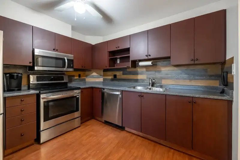 404 13955 LAUREL DRIVE - photo 4 of 28