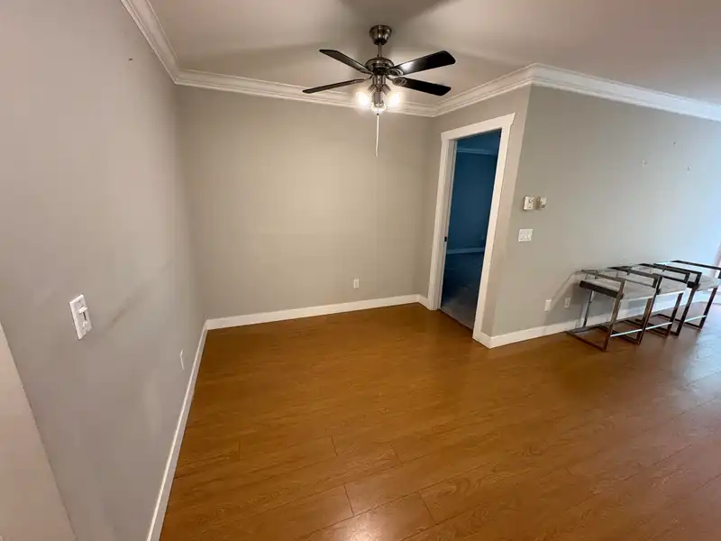 310 7435 121A STREET - photo 4 of 16