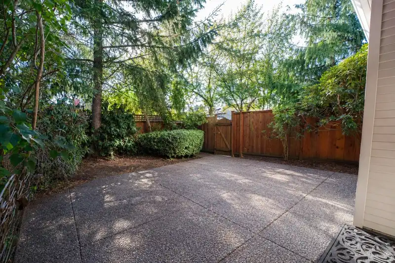 49 16016 82 AVENUE - photo 3 of 3