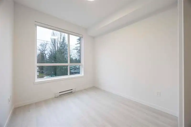 302 13838 108 AVENUE - photo 4 of 18