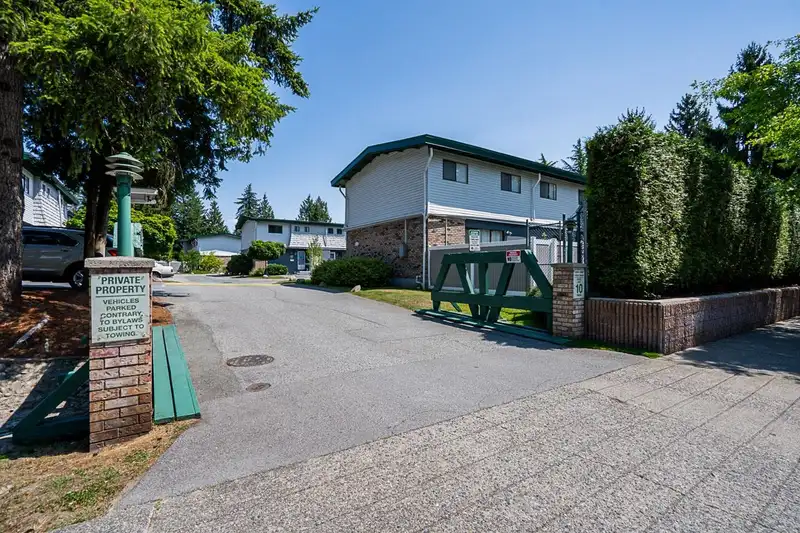 69 10806 152 STREET - photo 2 of 39