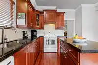 6961 144A STREET - thumbnail 13