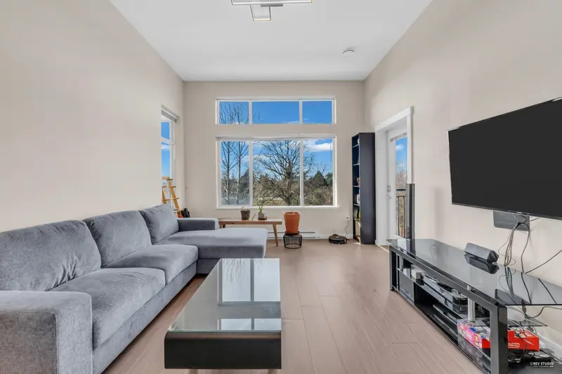 407 9199 TOMICKI AVENUE - photo 3 of 25