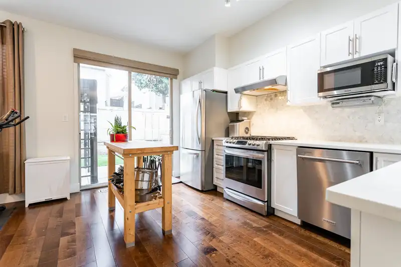 80 15152 62A AVENUE - photo 4 of 40