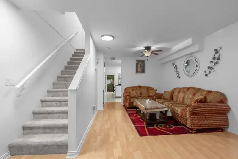 56 6533 121 STREET - photo 4 of 27