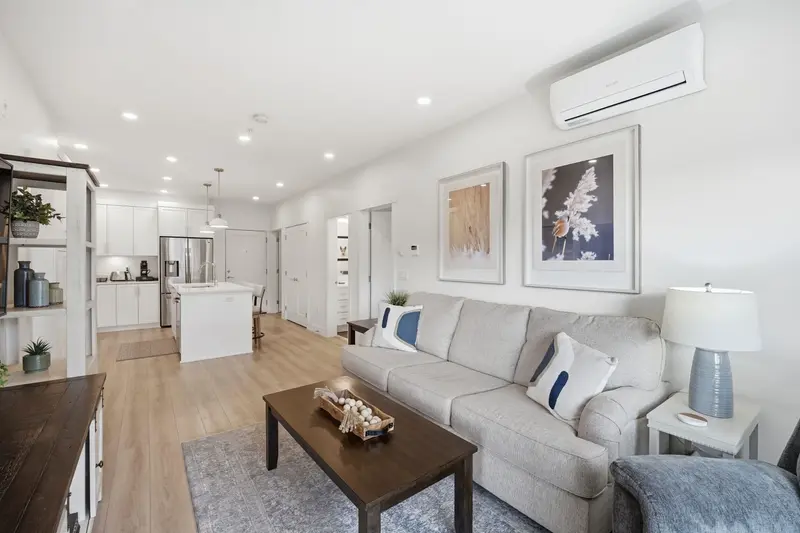 309 11865 227 STREET - photo 3 of 25