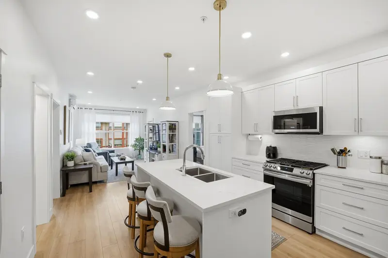 309 11865 227 STREET - photo 4 of 25