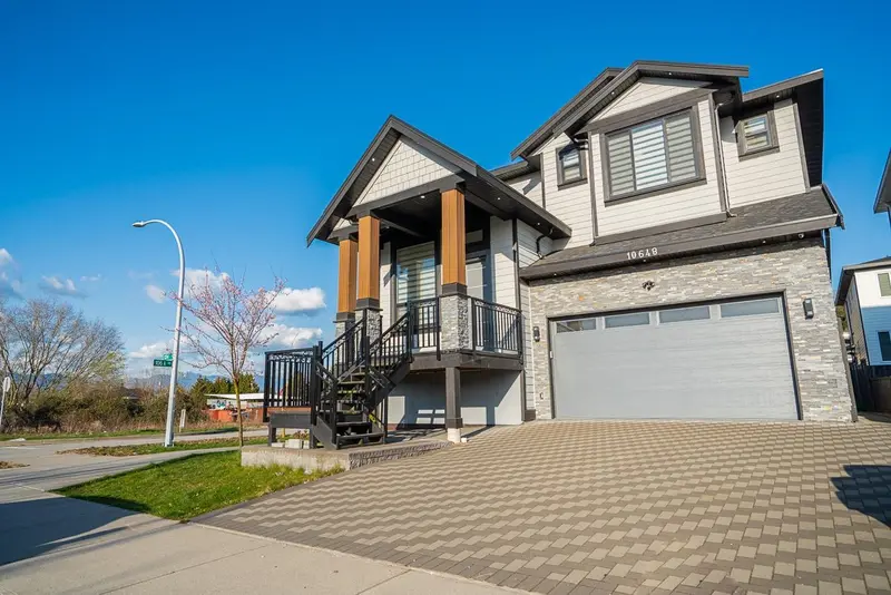 10648 124 STREET - photo 2 of 25