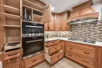 6035 172B STREET - thumbnail 11