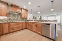6035 172B STREET - thumbnail 13