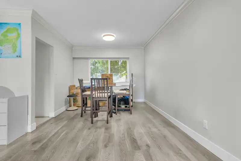 12552 99 AVENUE - photo 4 of 38