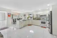 5796 168 STREET - thumbnail 11