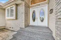 5796 168 STREET - thumbnail 4