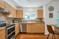 86 8888 151 STREET - thumbnail 9