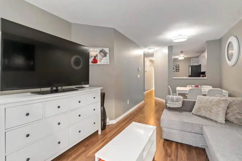 105 509 CARNARVON STREET - photo 4 of 25