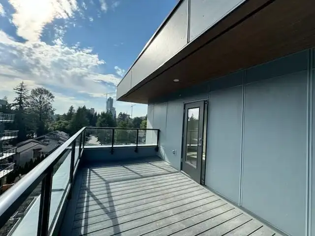 618 13968 LAUREL DRIVE - photo 1 of 2