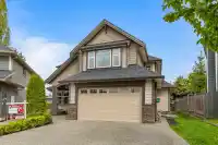 6077 181 STREET - thumbnail 1