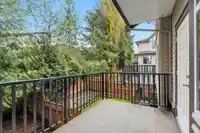 20 7090 180 STREET - thumbnail 9