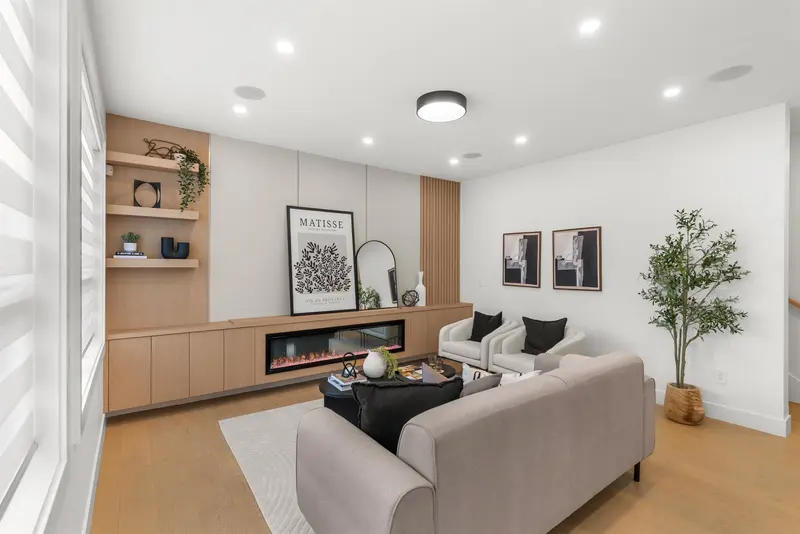 4818 42A AVENUE - photo 1 of 25