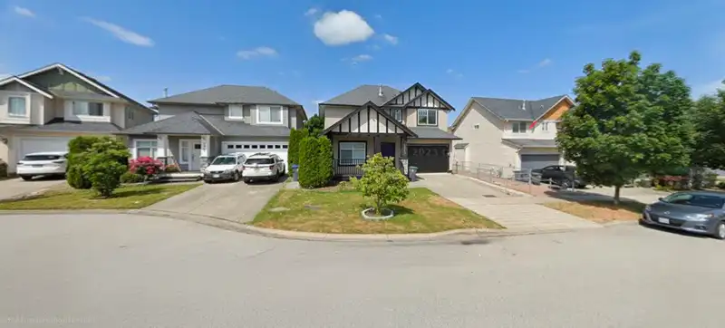 5949 E 165 STREET - photo 1 of 36