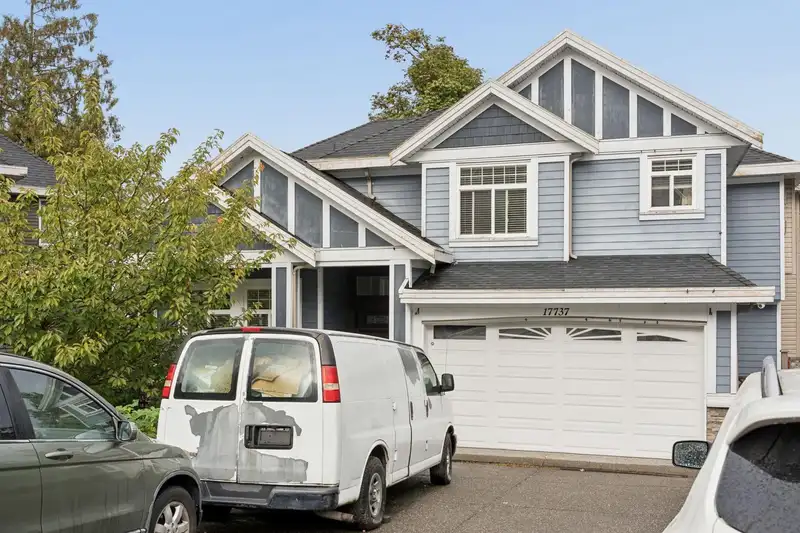 17737 102 AVENUE - photo 1 of 40