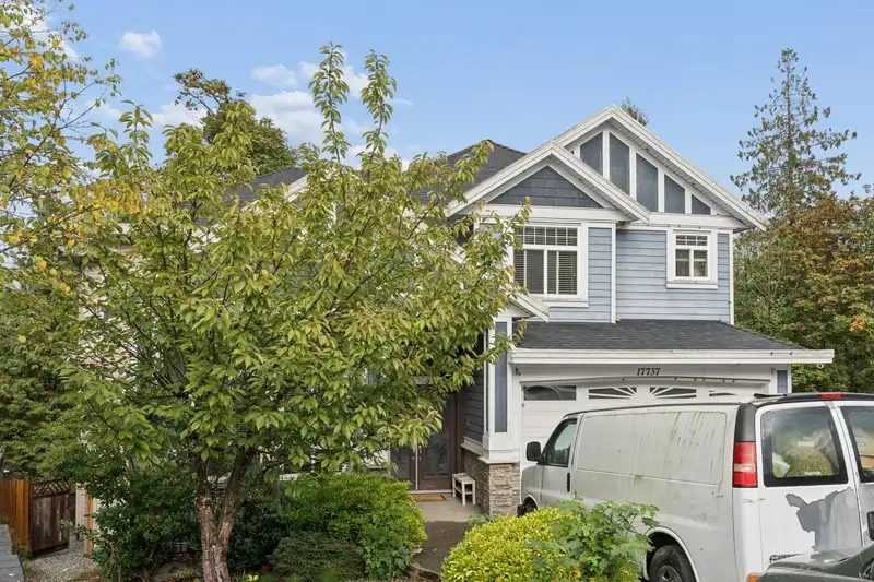 17737 102 AVENUE - photo 2 of 40