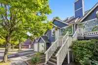 215 7838 120A STREET - thumbnail 3