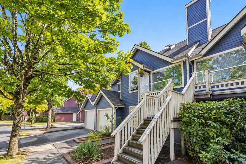 215 7838 120A STREET - photo 3 of 22
