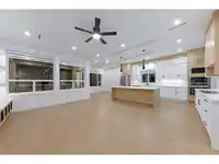 9755 177B STREET - thumbnail 4
